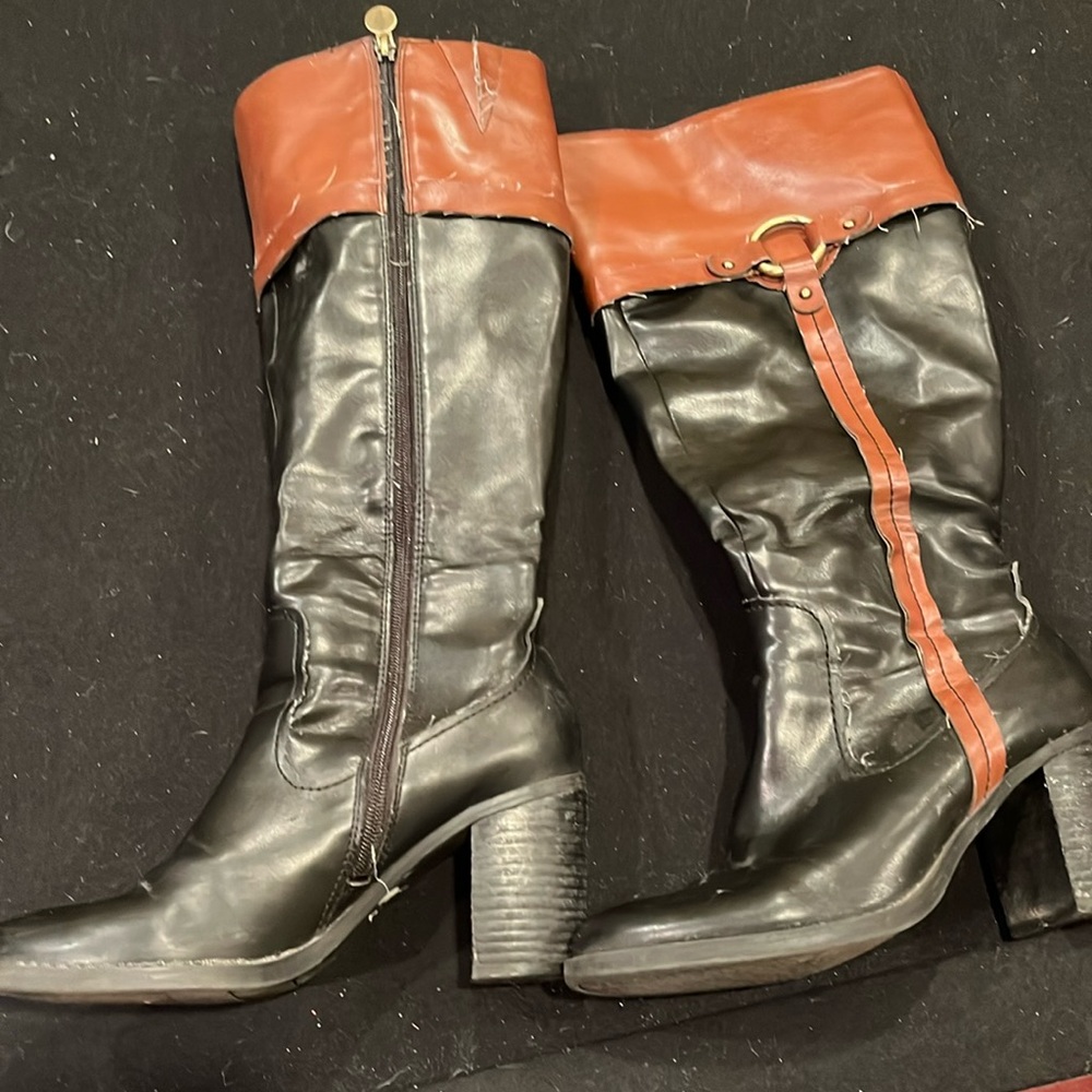 Woman’s etienne aigner 2 tone black and brown knee high boots 7.5. 2 inch heel